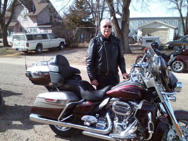 Kim Altvater - Hutchinson - 2015 Harley CVO - A Christmas present from his wife