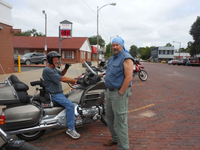 Welcome to 2 of our newest ROMEOS.  Ed (on the Wing) made it all the way from suburban Oskaloosa and Conrad joined us from Overland Park.  Conrad asked what it took to officially join this group and I told him he pretty much had.  He showed up.