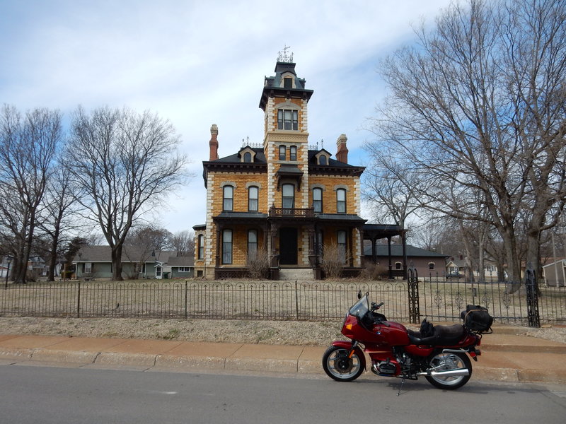 A lucky wrong turn helped me find this grand old house on west First street.