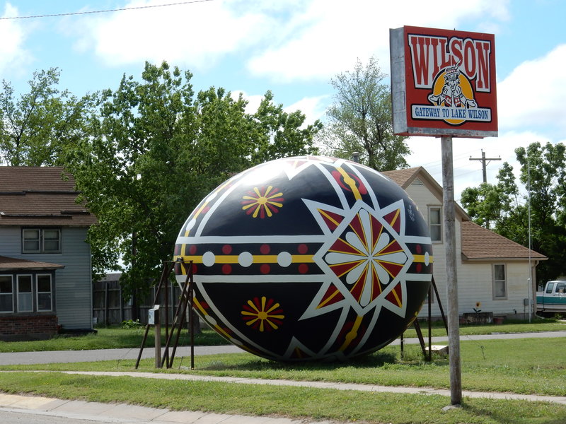 Worlds largest Czech egg