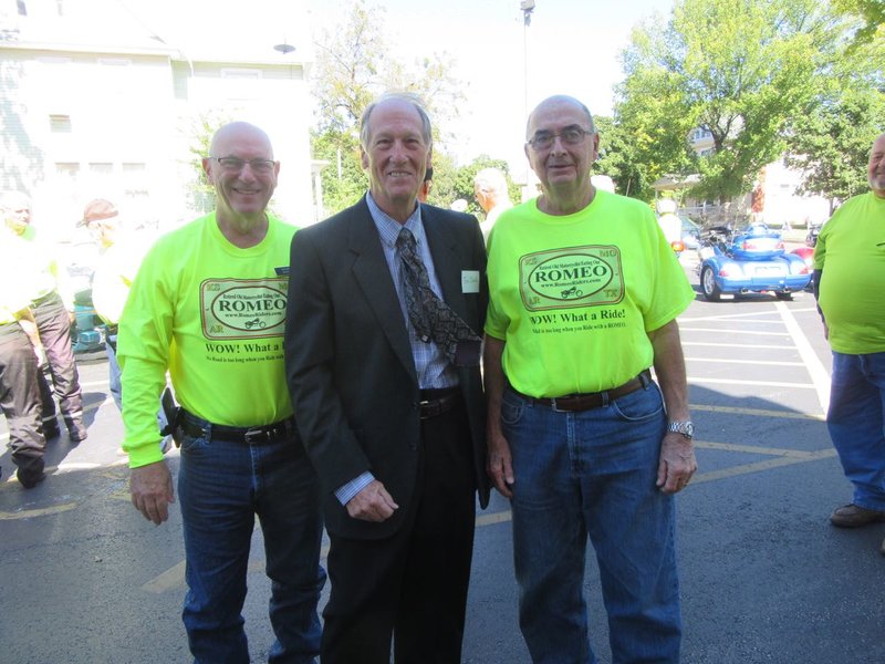 Roger and Corwin are visiting with John's brother Tom Davis in the parking lot of the chapel where the visitation was held.   Tom was very gracious in showing his appreciation for the ROMEO's.