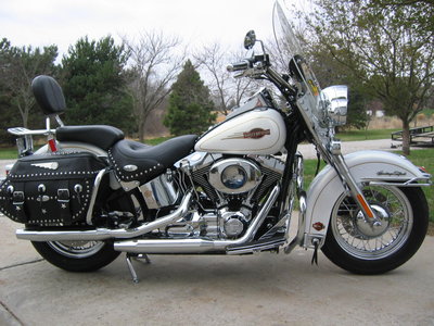 Harley 3-29-11 029.jpg