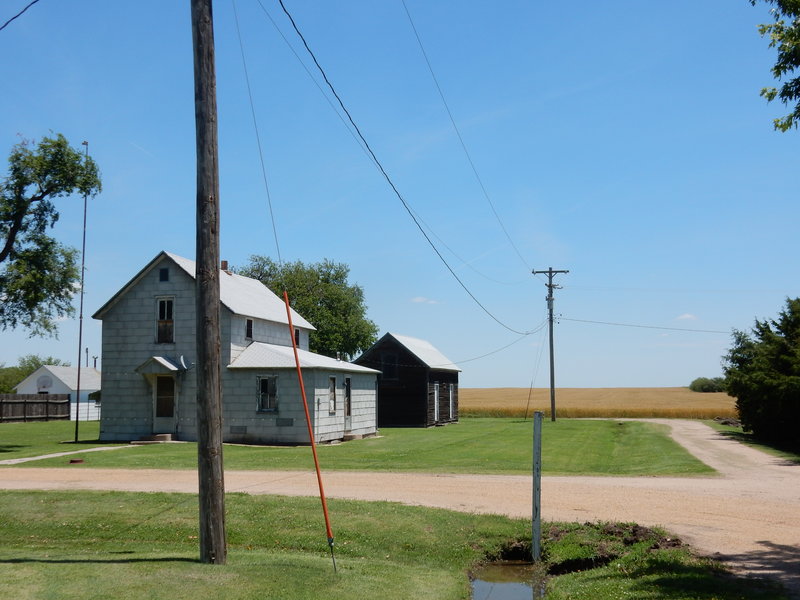 imagine the morning view out the back door of the Kansas gold