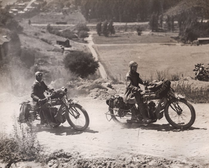Van Buren sisters heading up Pikes Peak 1916