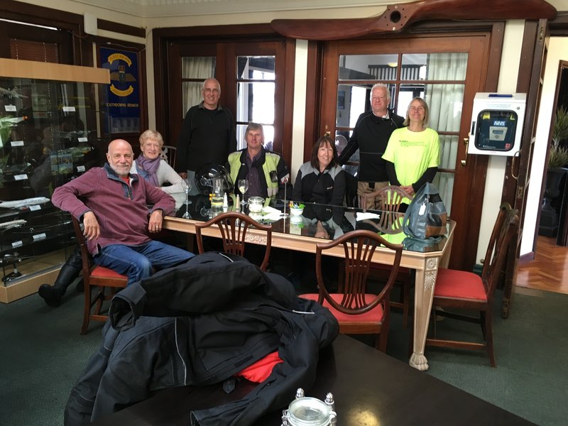 L-R Jon, Linda, Alan, Jeff, Wendy, Bob &amp; Cathy