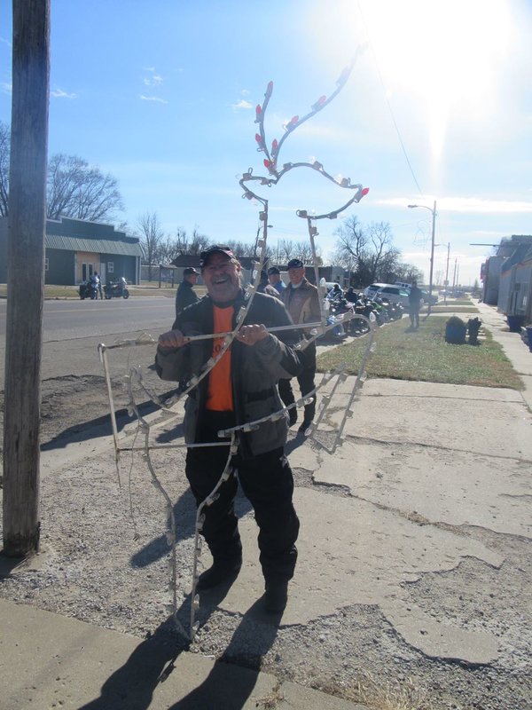 GRANDMA MAY HAVE BEEN RUN OVER BY A REINDEER, BUT CRAIG CAUGHT IT AND SAVED CHRISTMAS IN SCRANTON!