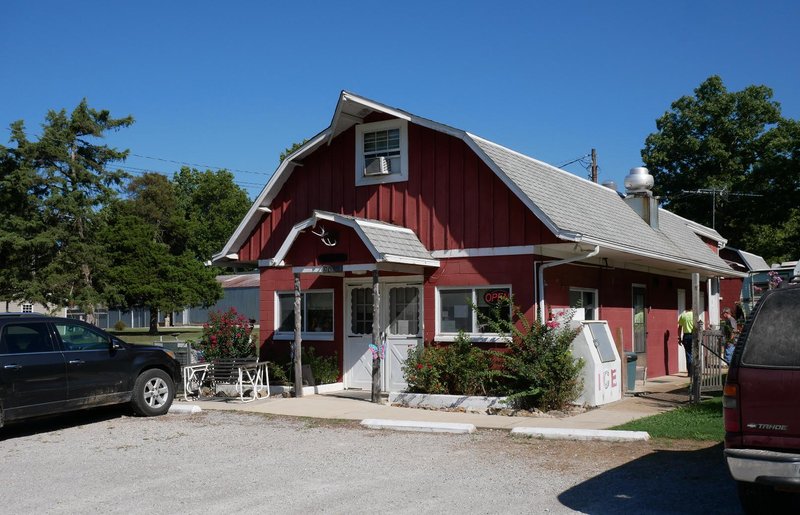 01. The Barn Restaurant.jpg