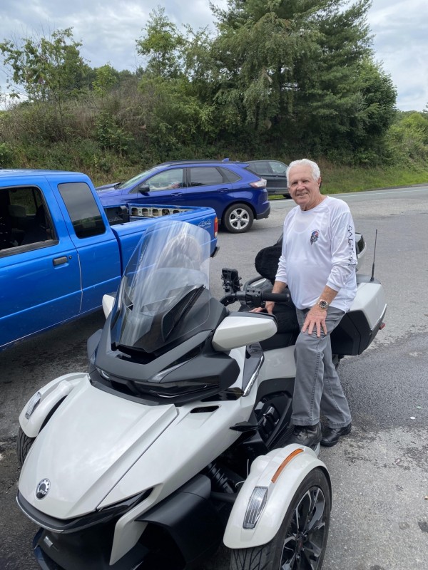 Cliff E.  with his brand new 2021 Cam Am Spyder