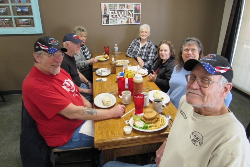 Around the table from right - Bob, Patty, Lynn, Cathy, Jane, Dale and Ken