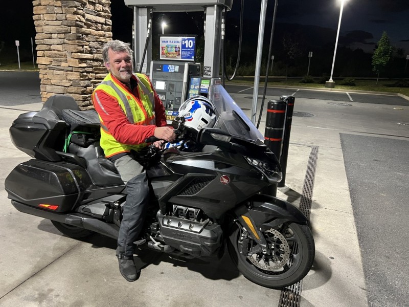 John at 5:00 am ready to ride!