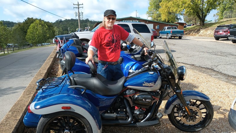 Matt and his new Tri-Glide