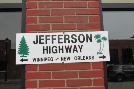Jefferson Highway, also called the Pine to Palm Highway ran through Smithville.  It was organized in 1915.