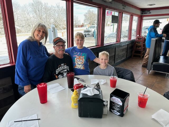 A SPECIAL SHOUT-OUT TO CRAIG AND HIS BRIDE FOR BRINGING THEIR TWIN GRANDSONS OUT TO JOIN US.  TODAY WAS THEIR 11TH BIRTHDAY SO HAPPY BIRTHDAY TO THEM AND MANY THANKS FOR JOINING US!!