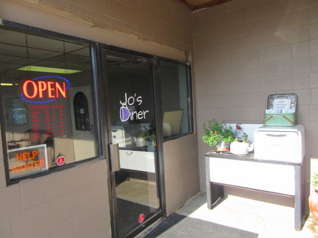 Nice welcoming entry.  Glad they retired this stove before we ate there.