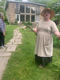 ELISABETH QUIGLEY WAS THE OWNER &amp; DIED IN 1984. QUIGLEY'S CASTLE IS A HISTORIC HOUSE MUSEUM AND GARDEN. THE LADY IN THE PHOTO LIVES IN THE HOUSE BEHIND &amp; MANAGES THE PROPERTY.