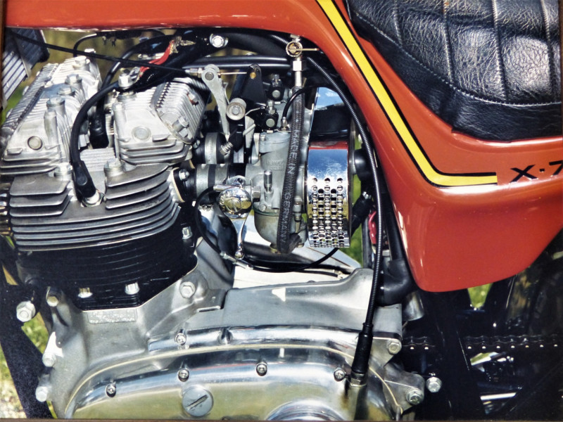 Triumph X-75 engine