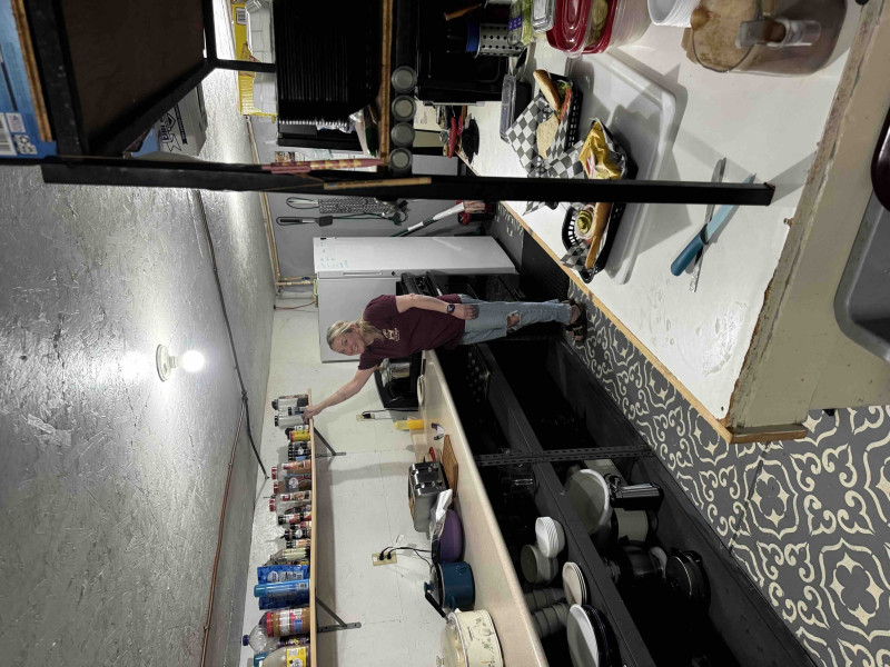 The cook mom,grandma,owner