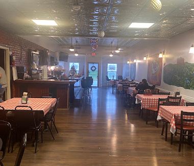 Sunrise Cafe Inside.JPG