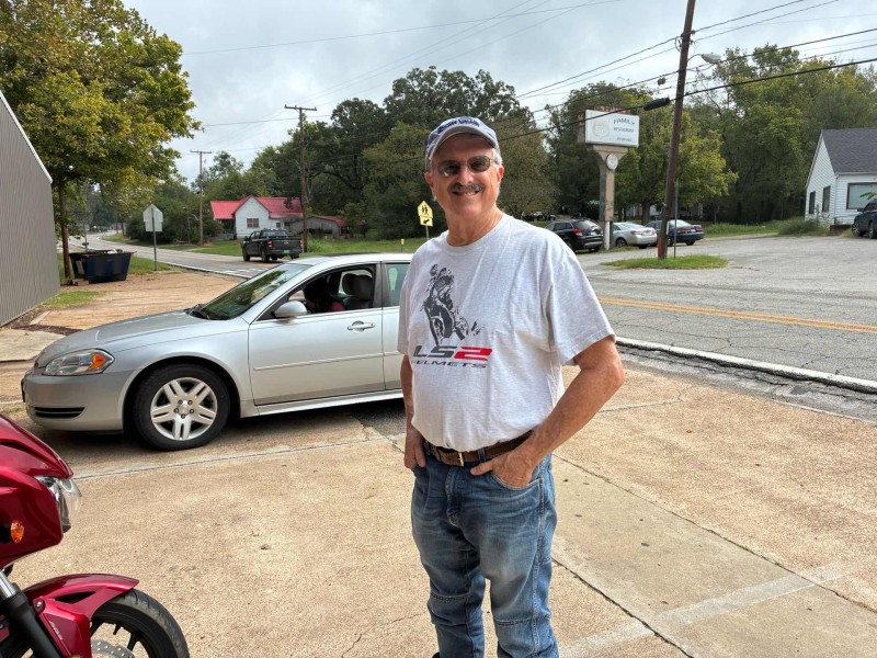 Bill ate for free again today. He actually did a good job truing a front spoked wheel for me. I told him his lunch was on me .. didn’t think he would order supreme pizza for half the table. Just kidding. It looked so good. You’ll be eating on leftovers all week while the boss is out of town.