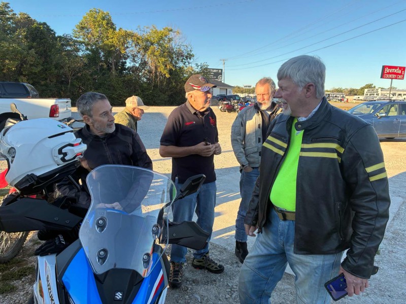 Couple of the fellas hanging out before breakfast. Mike R. still in his saddle.